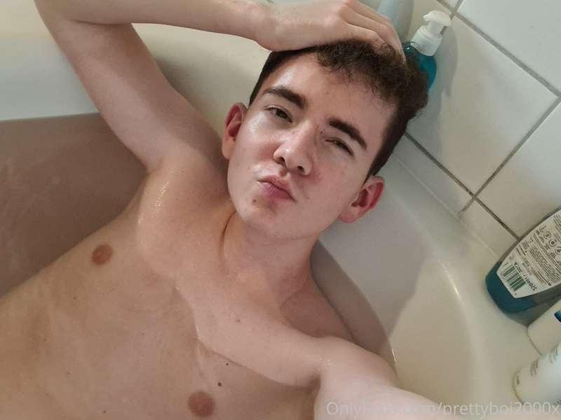 prettyboi2000x image #2