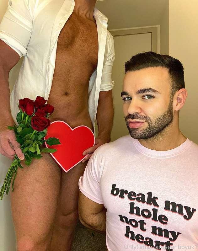 SWIPE RIGHT TO SEE MY VALENTINES SURPRISE ➡️

LIKE if you’re..