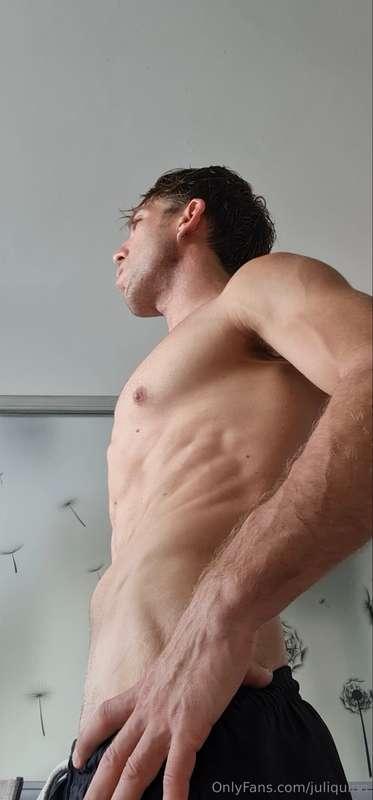 🙈🙈🔥🔥 Here I leave you a series of very hot photos 🔥🔥🔥🔥