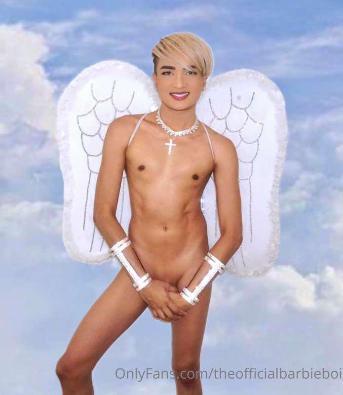 FETISH FRIDAY: which one do you want? Good twink or bad twin..