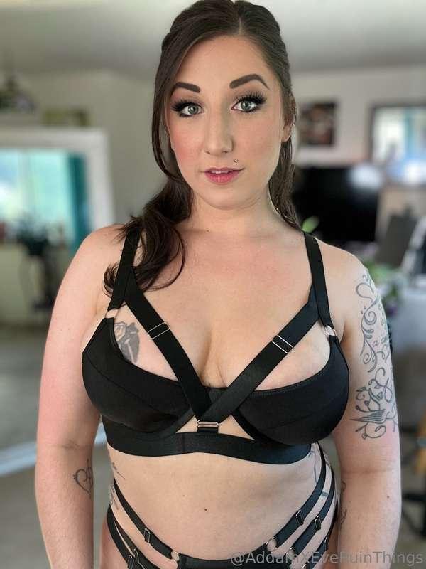 Photo dump from the try-on haul! Which one should I film in ..