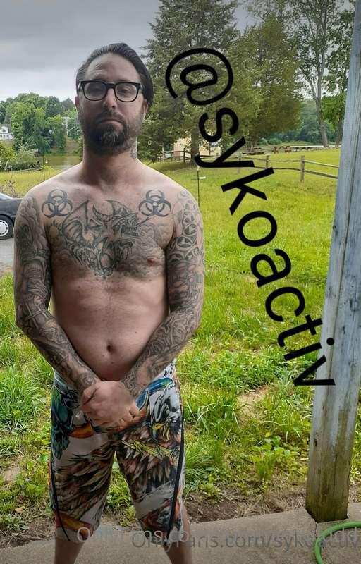 *Ladies*, are you looking for a **real, authentic connection..