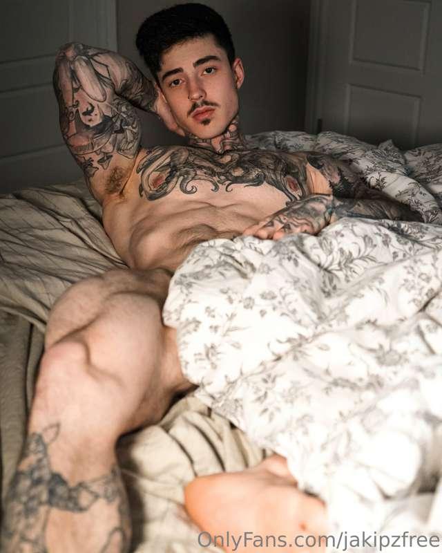 Posting the naughty version on my VIP Onlyfans 😈🔞👉 @Jakipz O..