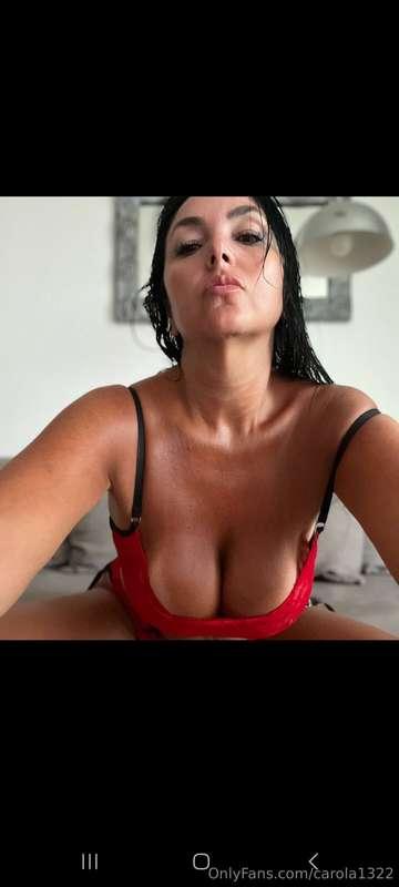 👑👑SHE IS THE M1LF QUEEN OF CUSTOMIZED  👑  ✨ @roxynerea  ✨