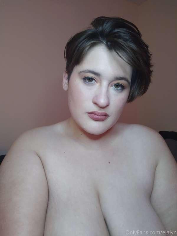 Pits and tits💜