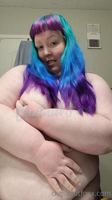 I love taking pictures right before I get into the shower...