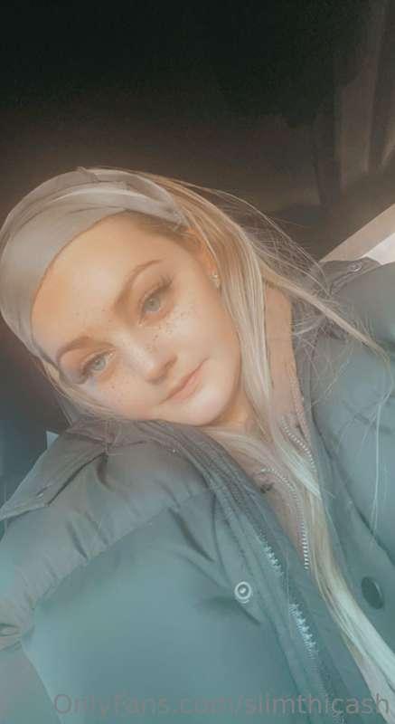 ## **Bring that big dick energy over to me baby** 

 big dic..