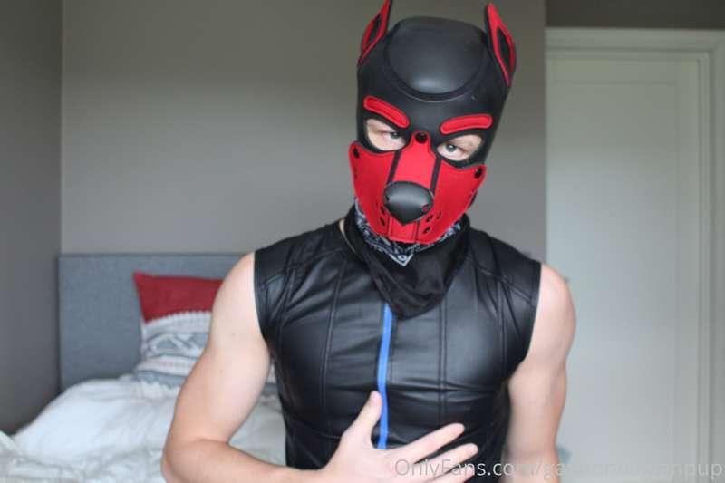 Who wants to see me cum over this vest?💦