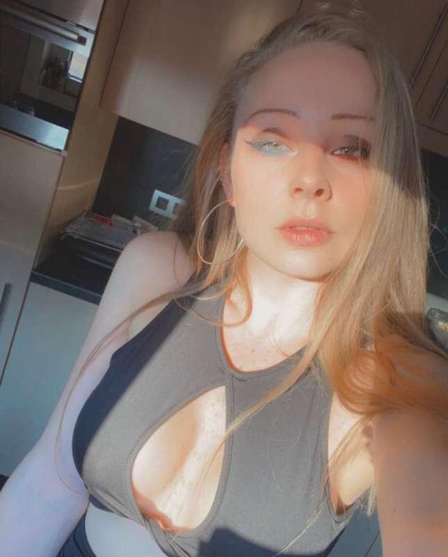 amxcontent image #3