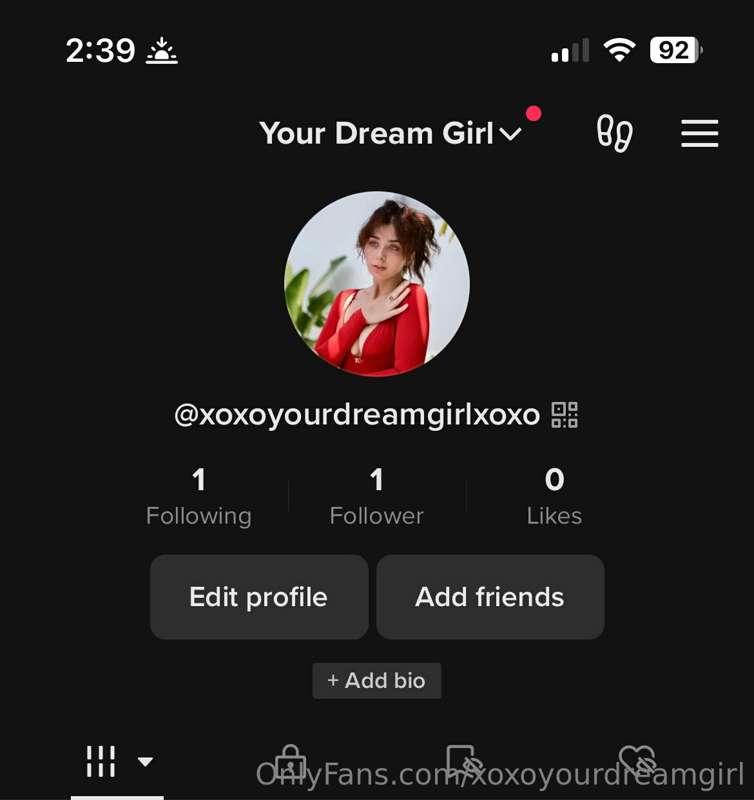 I have a new secret tiktok 😟 it’s xoxoyourdreamgirlxoxo