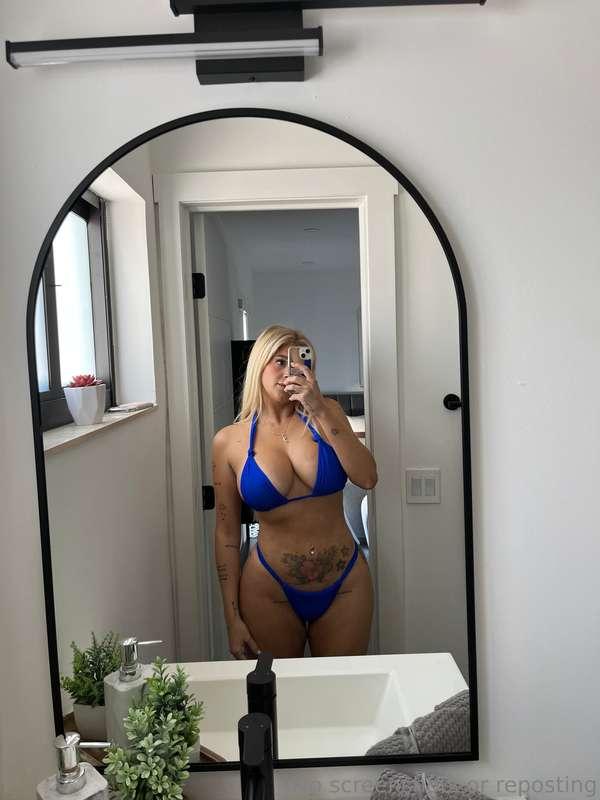 Beyond ready for a hot massage that leads to being played wi..