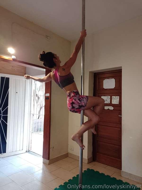 Pole dance is one of my favourite hobbie. What is your?