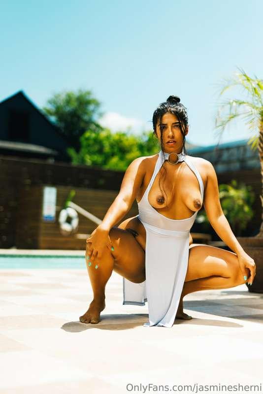 Kitana wins all of your cum.