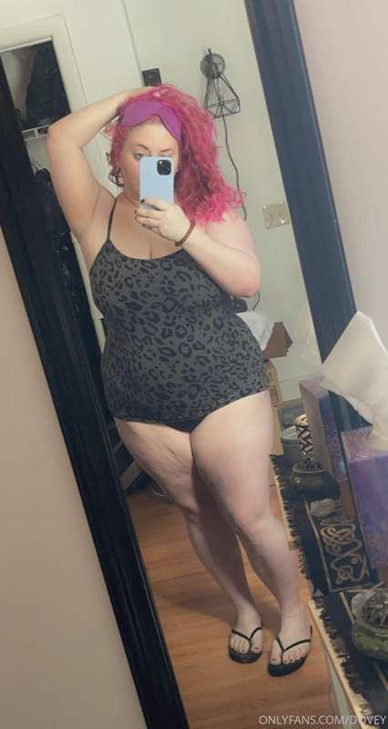 Good afternoon!! 
Rolled outta bed at 2pm after being up til..