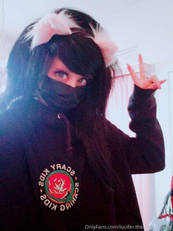 Ur neko gf says I wuvv yeww