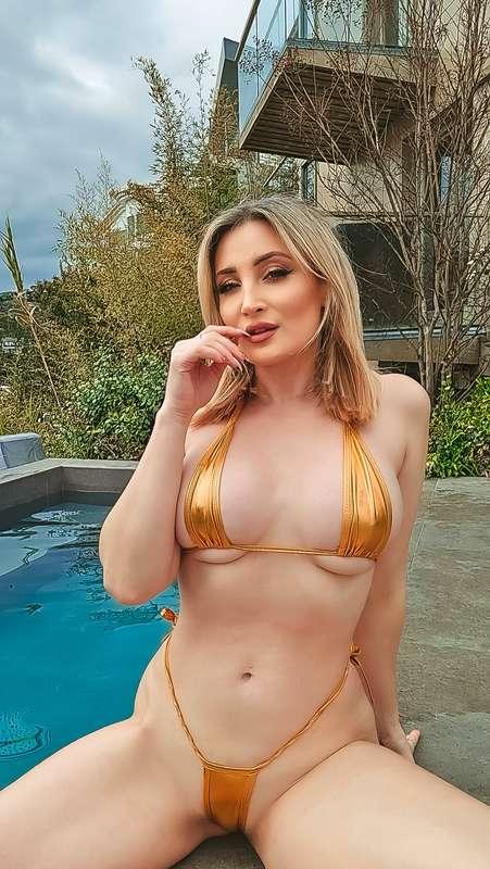 Think you can handle me?? 🤭