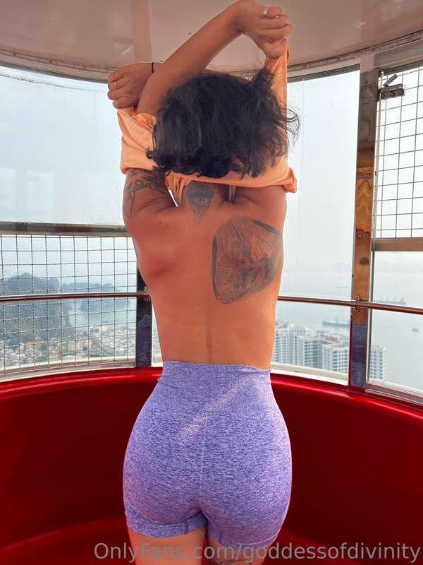 I was a naughty girl on this Ferris Wheel 🎡 I went on 😉