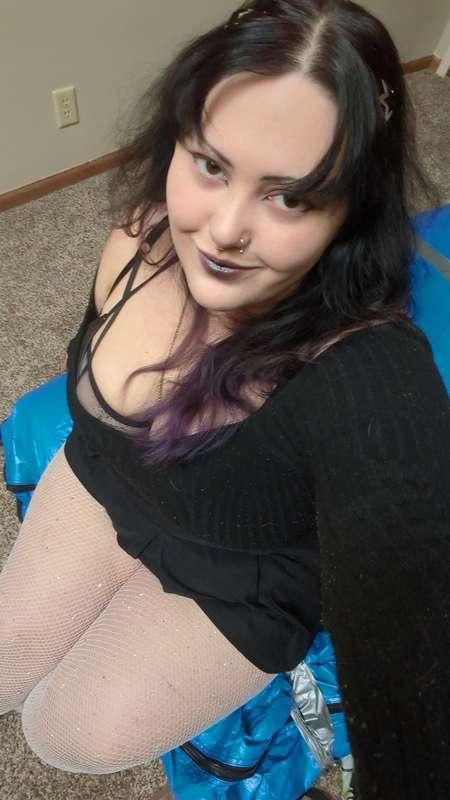 Content coming soon! Hehe can't wait to be a slut for you gu..