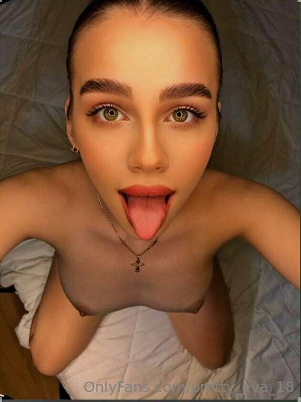 NATURAL BAE @ladyshapes WITH JUICY SHAPES🤤🍓

FRESH PUSSY FOR..