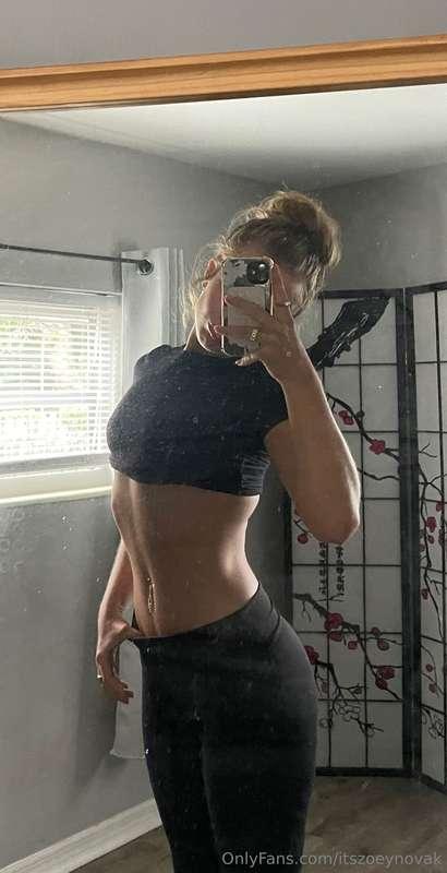If curves could kill... these would be deadly 😜