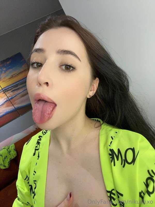 אני רעבהההה בא לך להכין לי משהו טעים?🤤