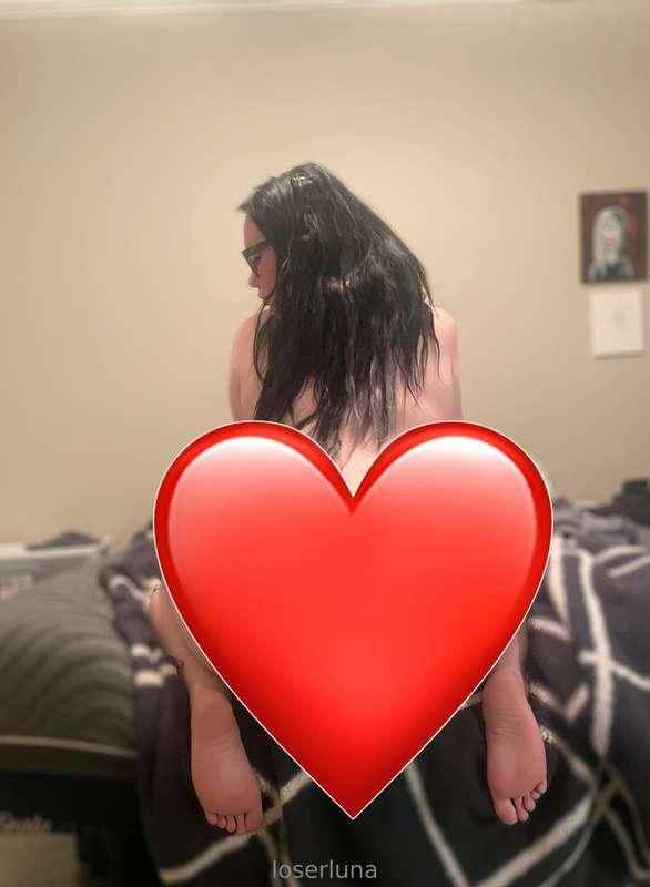 i love teasing this fat ass 😈 let me come put it on you 💘