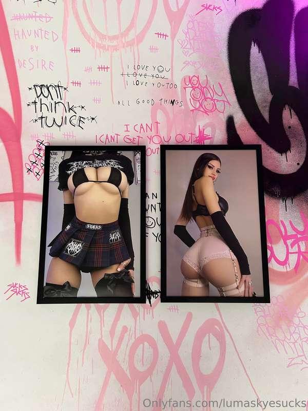 WHO WANTS A POSTER? 😈💘$50 SIGNED & FRAMED.$10 TRACKED USA SH..
