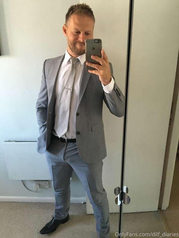 Eat up that suited daddy showoff
