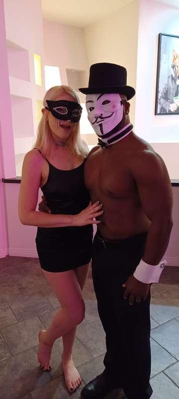 HAPPY FRIDAY ALL! 

This was fun!! I may be occupied the nex..