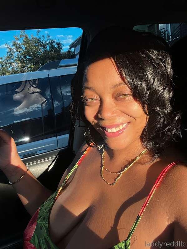 This week I am offering $15 dick rates topless only $55 Face..