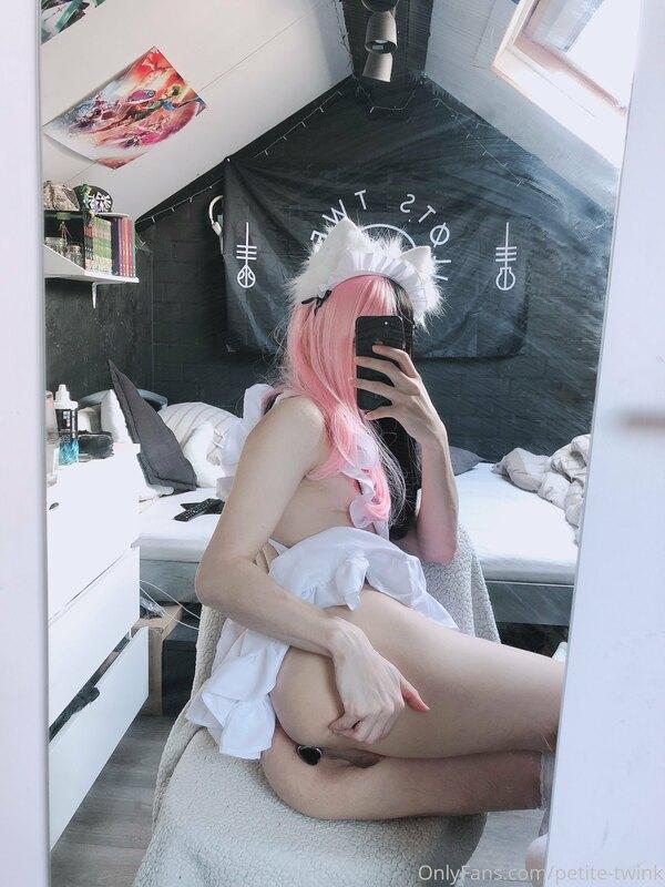 petite-twink image #4