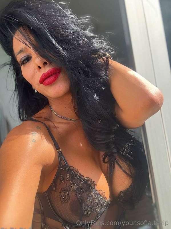 Can I get a kiss? 💋