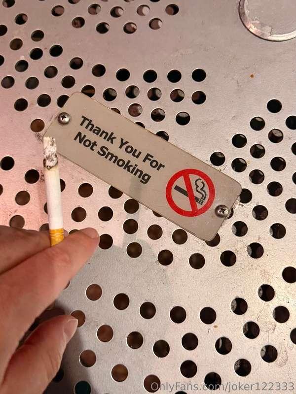 No one is here to see this sign so it doesn’t exist right? 🤔