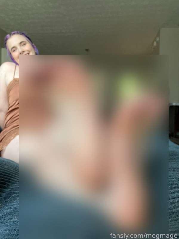Foot pic with face 🥰