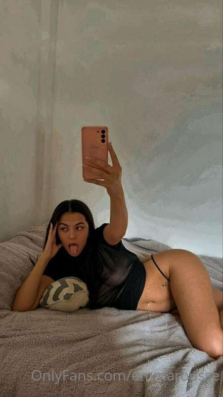 🍒FREE FREE FREE🍒
@ginebraerotic @ginebraerotic 
I am Argenti..