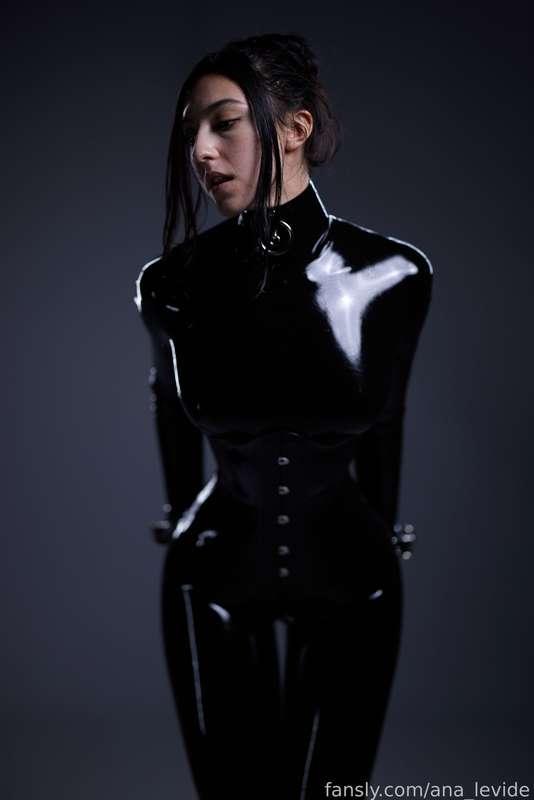 ana_levide image #64