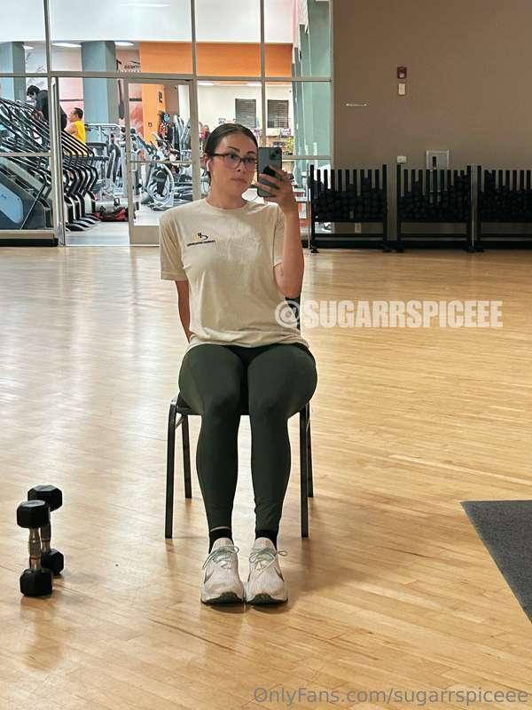 Juicy Thighs 🤤🍯