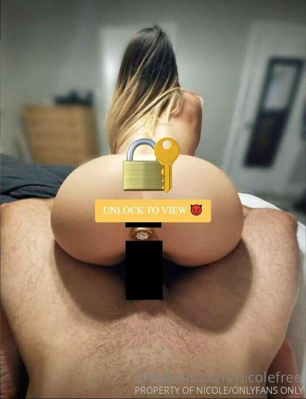 11 minutes RIDING video!!  ***RIDING QUEEN*** He slides a su..