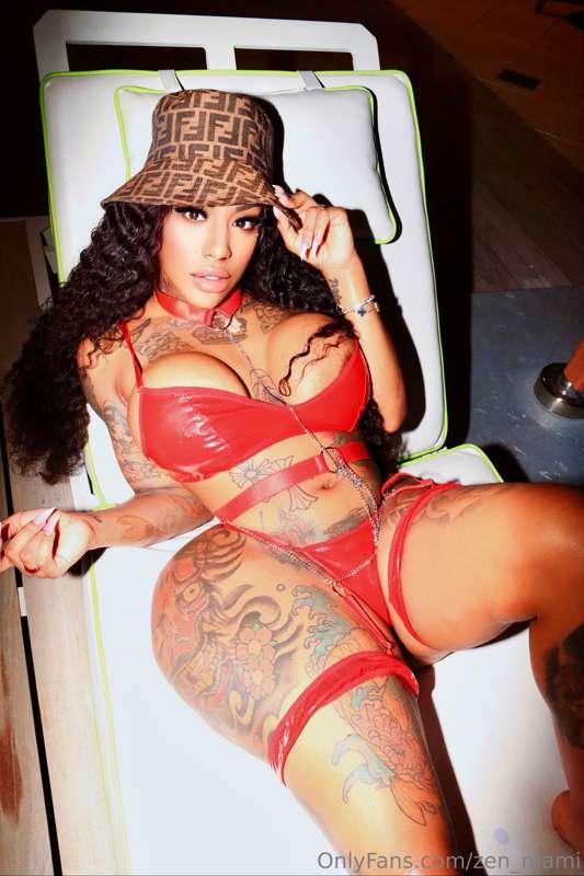 Hola papi 👹🔥 do I make u hot ?
