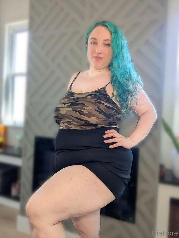 I don’t just have curves… I have places for you to hold onto