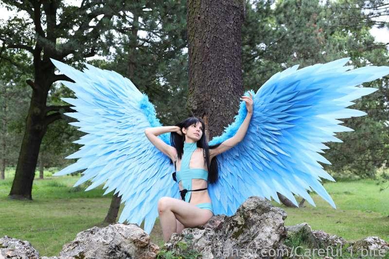 DM