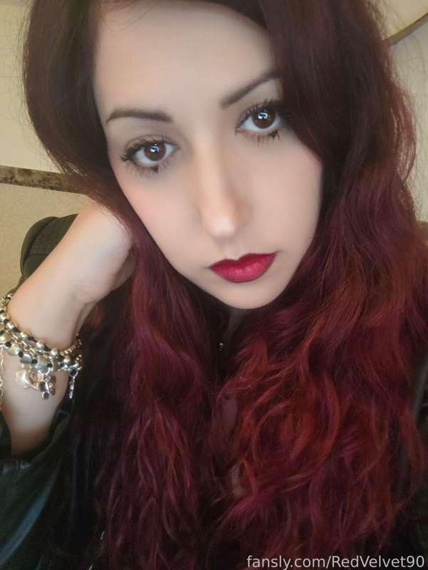 Mi annoio... Mi fai compagnia? ❤️🖤
