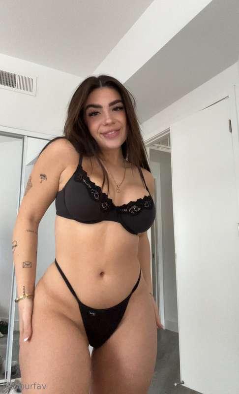front or back ? 🖤