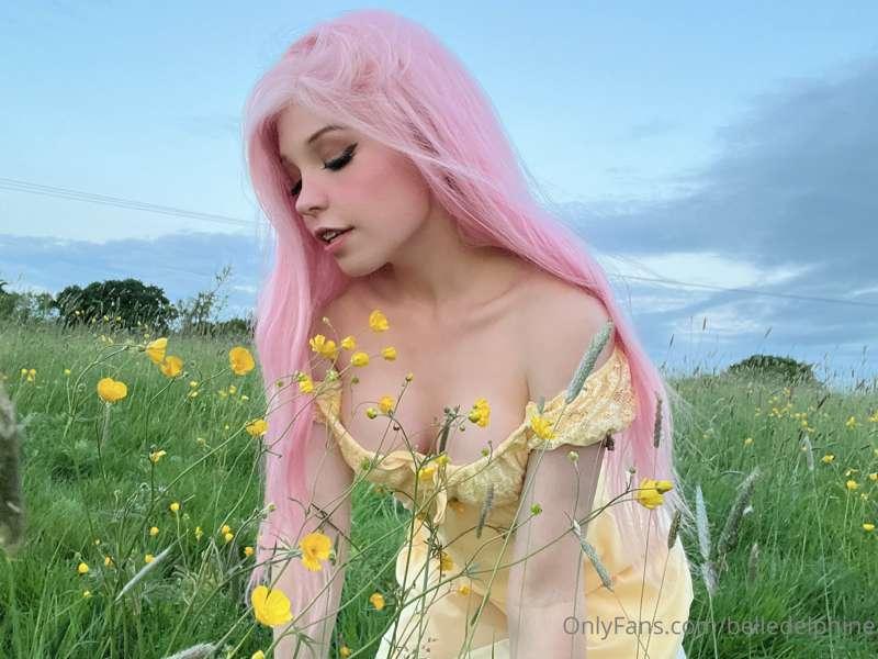 belledelphine image #25