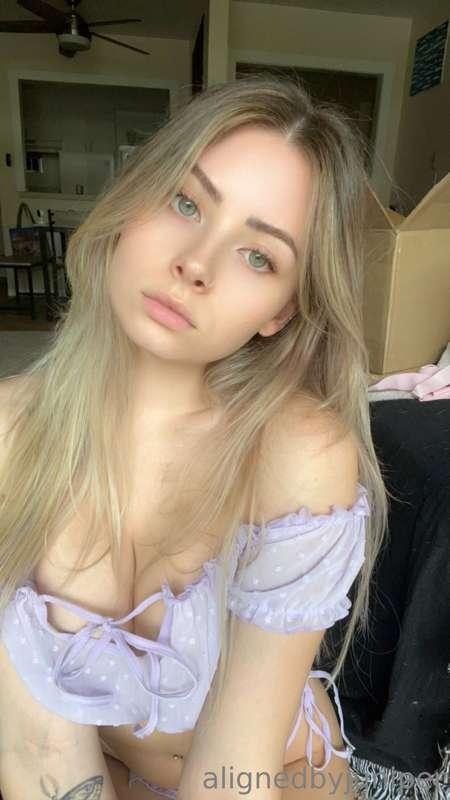Having a good friday? 😈
What are your weekend plans? 
Messag..