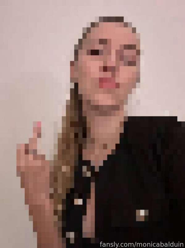 Who is a loser? 

#goddess #mistress #hotblonde #teacher #boss #femdom #findom #fuckoff #flipoff