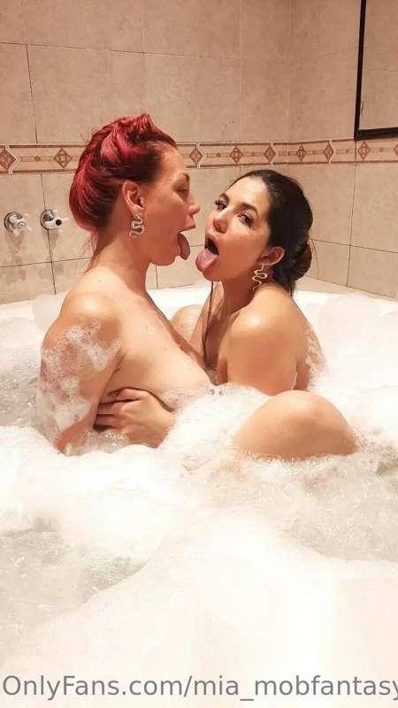 Love TWO GIRLS working on that hard-on? @cielo_serafini she ..