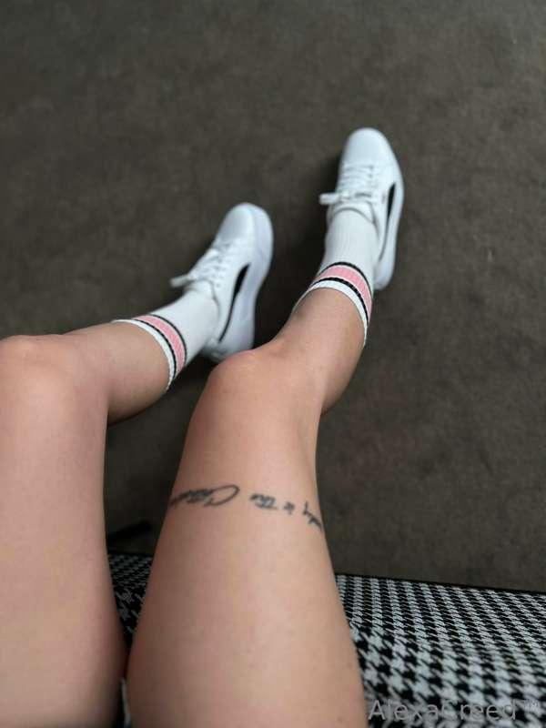 Did I tell you I have a fetish for sneakers? Going to be liv..