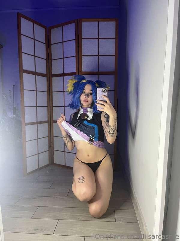 I've been such a bad girl today, will you punish me? 😜