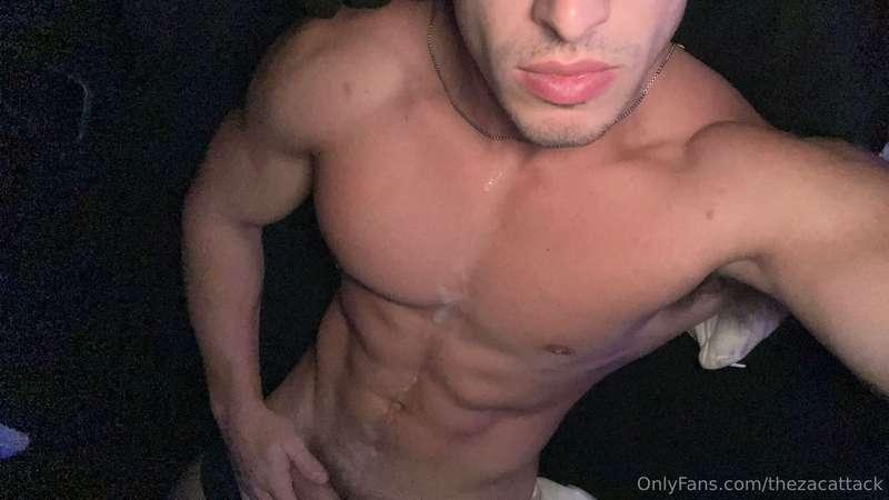 Employ your tongue for a thorough cleaning. 👅